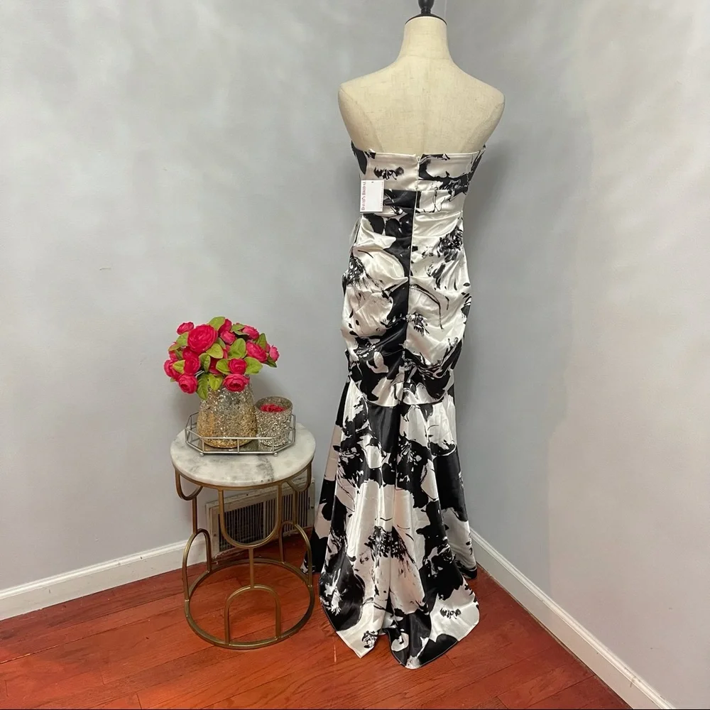 # Davids Bridal Strapless Sequined Chest Black & White Gown / Maxi Dress Size 7 - Picture 10 of 17